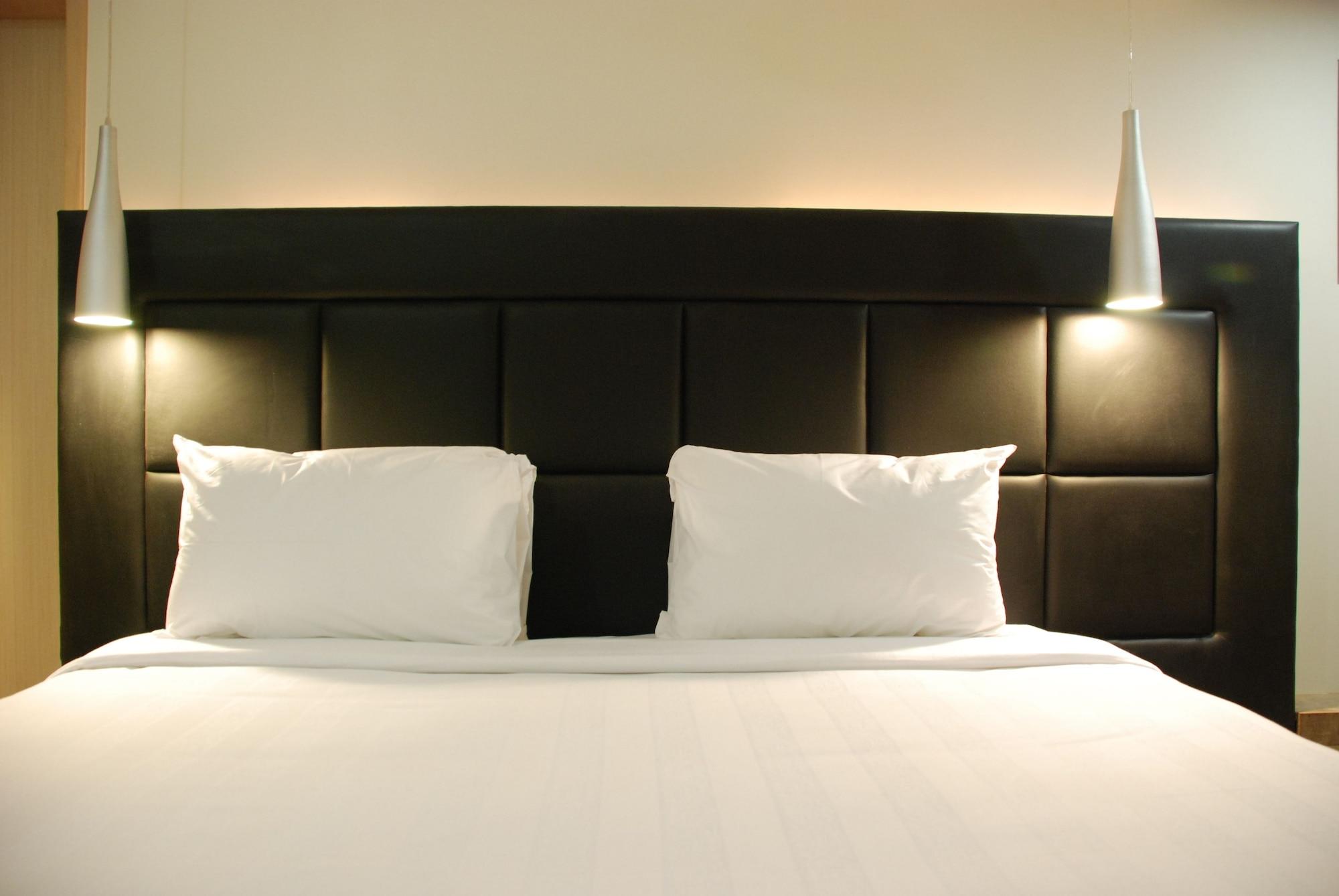 The Oriental Residency Hotel Mumbai Bagian luar foto