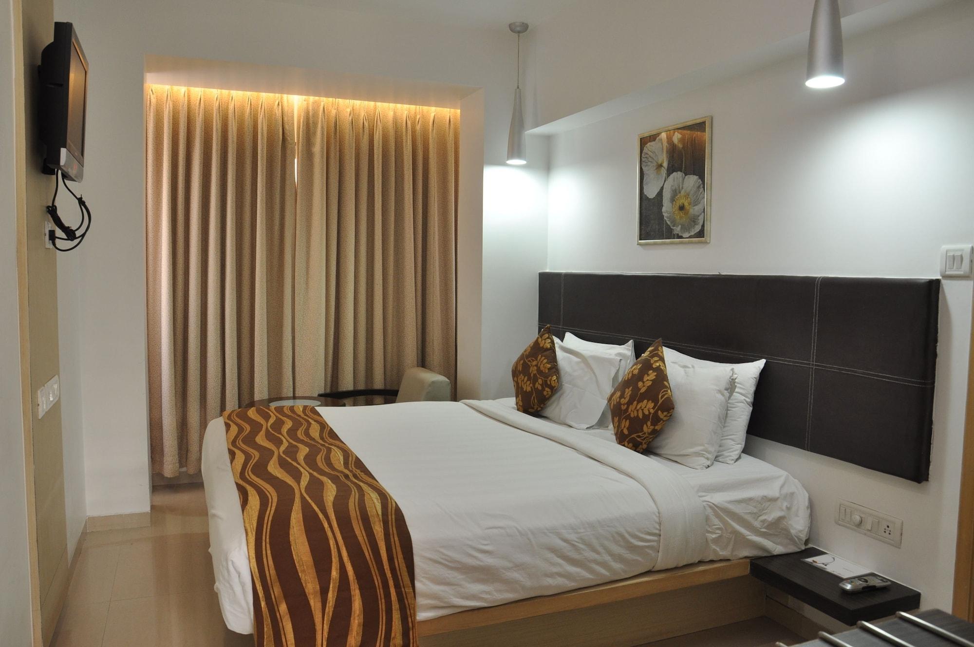 The Oriental Residency Hotel Mumbai Bagian luar foto