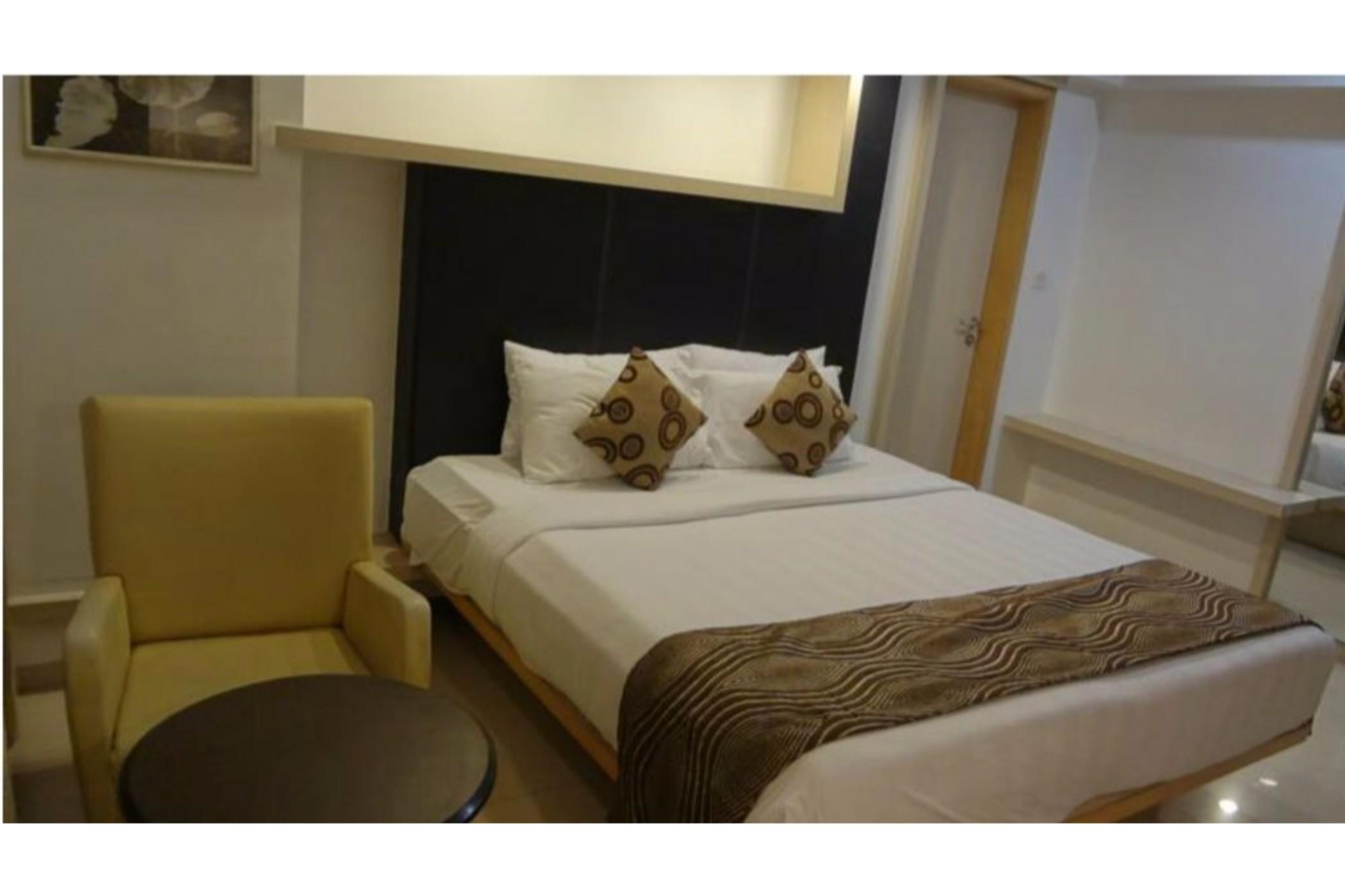 The Oriental Residency Hotel Mumbai Bagian luar foto