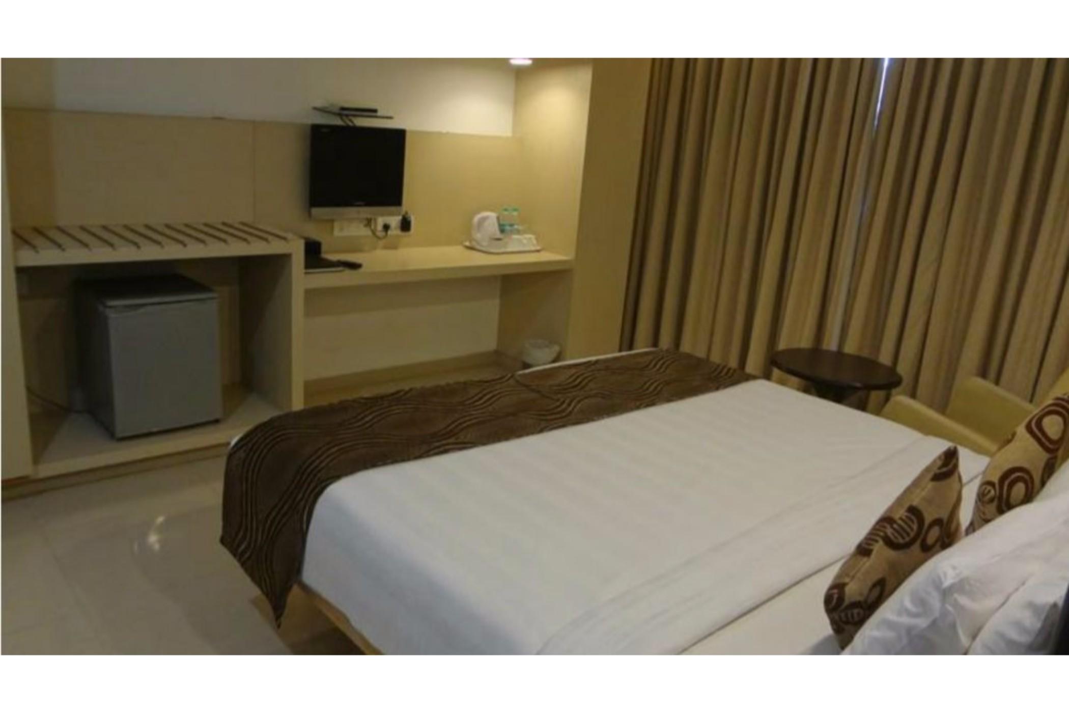 The Oriental Residency Hotel Mumbai Bagian luar foto