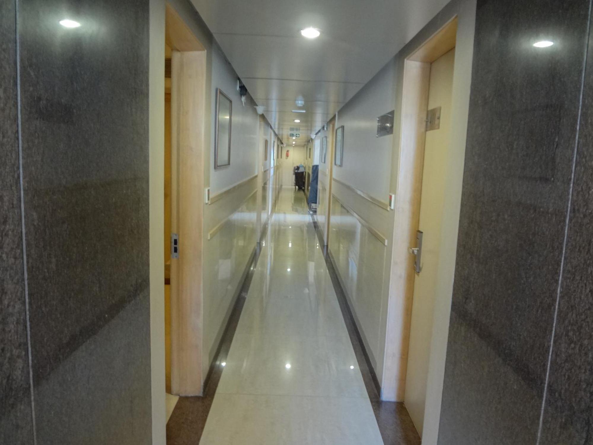 The Oriental Residency Hotel Mumbai Bagian luar foto